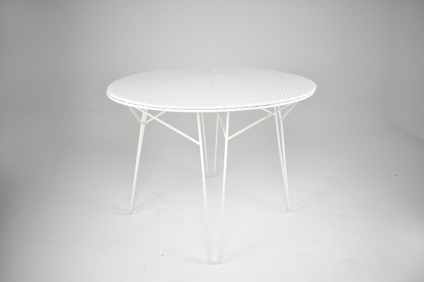 Table de jardin française des années 1950 attribuée à Mathieu Mategot