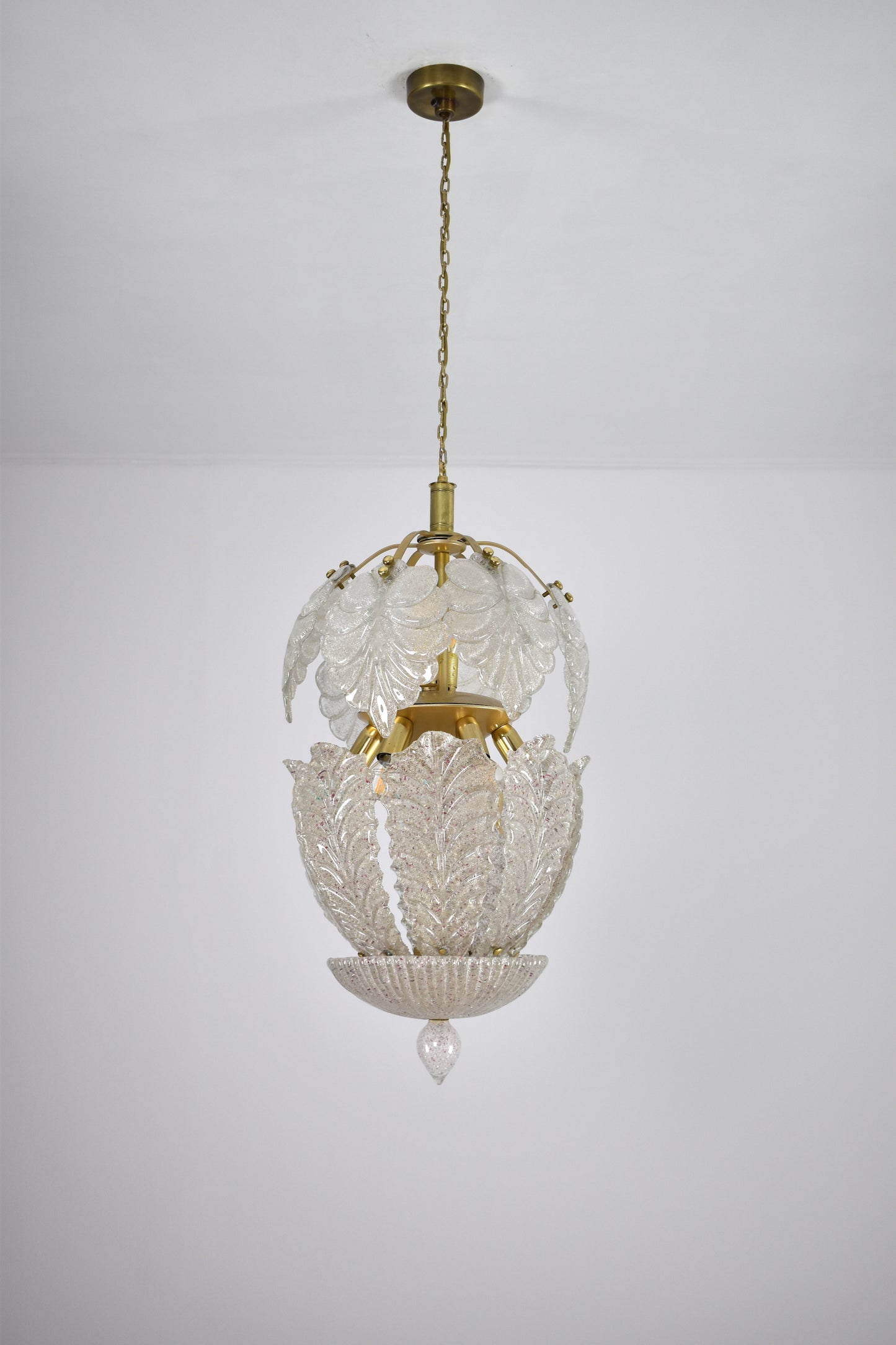 Suspension en verre de Murano italien des années 1970 en forme de feuille par Barovier Toso