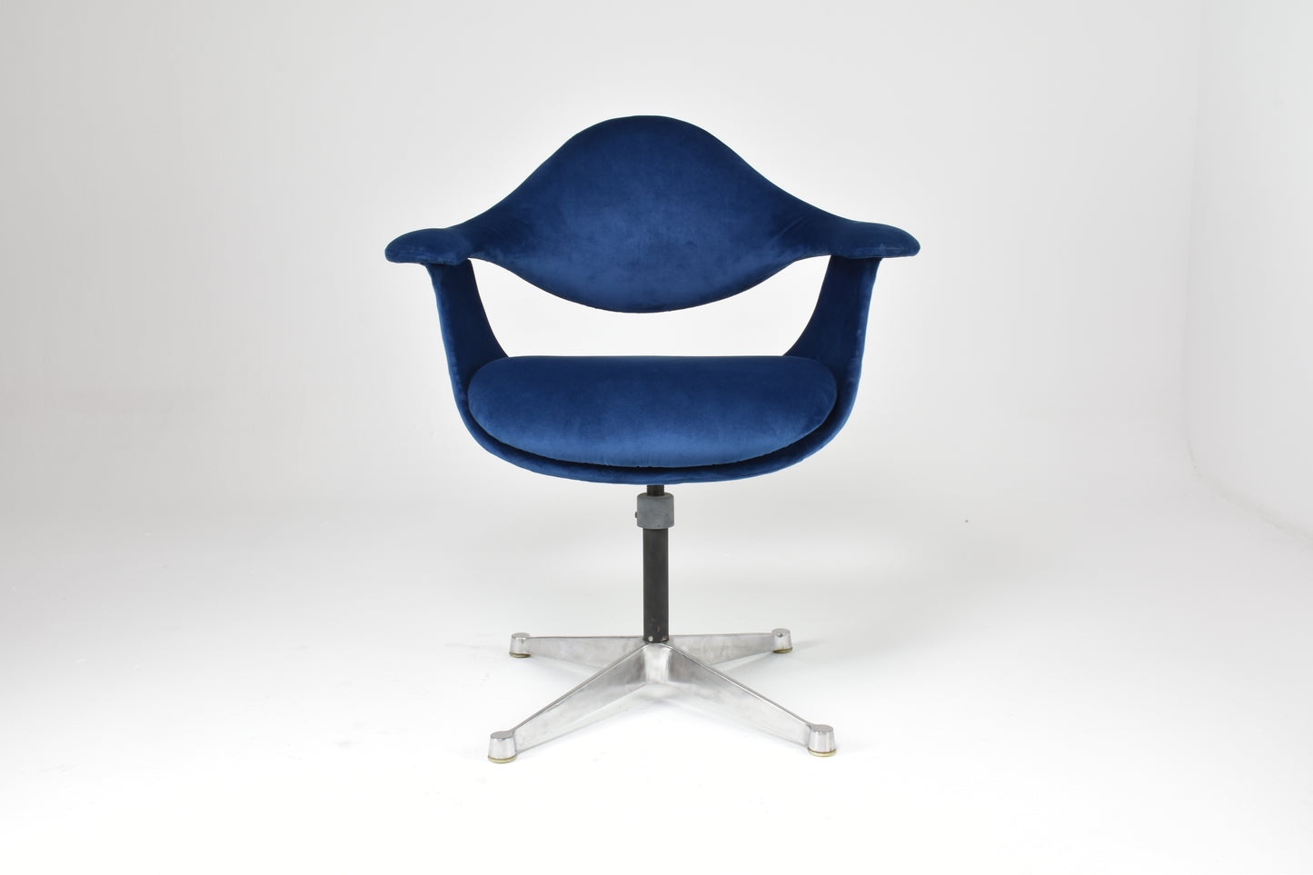 Fauteuil en velours et aluminium par George Nelson, États-Unis, années 1964