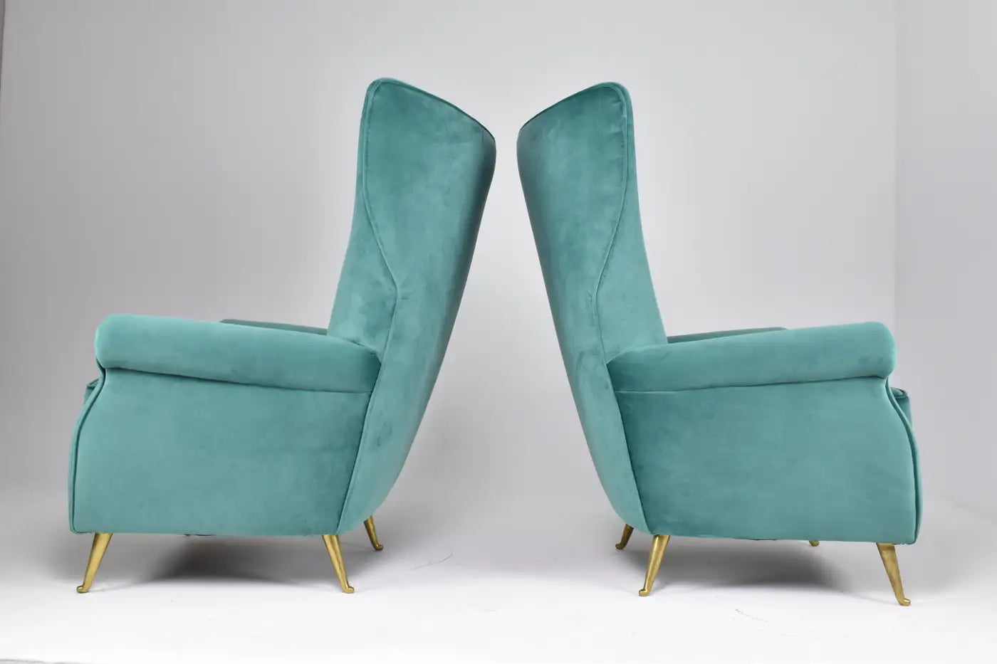 Fauteuils italiens du milieu du siècle par ISA Bergamo, lot de deux, années 1950