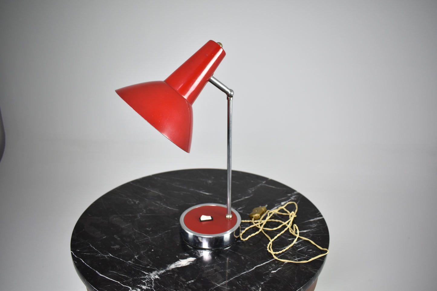 Lampe de bureau italienne moderne du milieu du siècle, années 1960