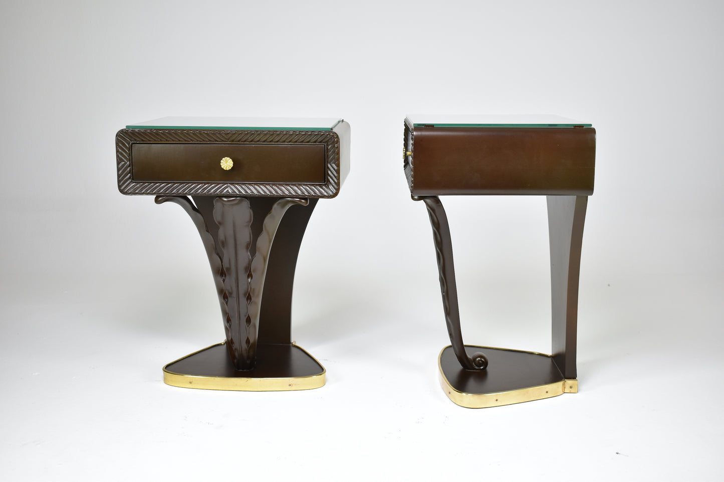 Paire de tables de chevet italiennes du milieu du siècle, années 1960