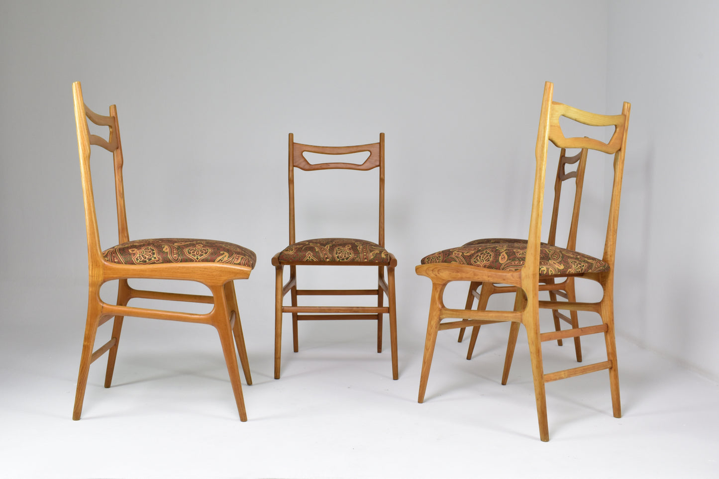 Lot de quatre chaises de salle à manger italiennes vintage en bois, années 1950