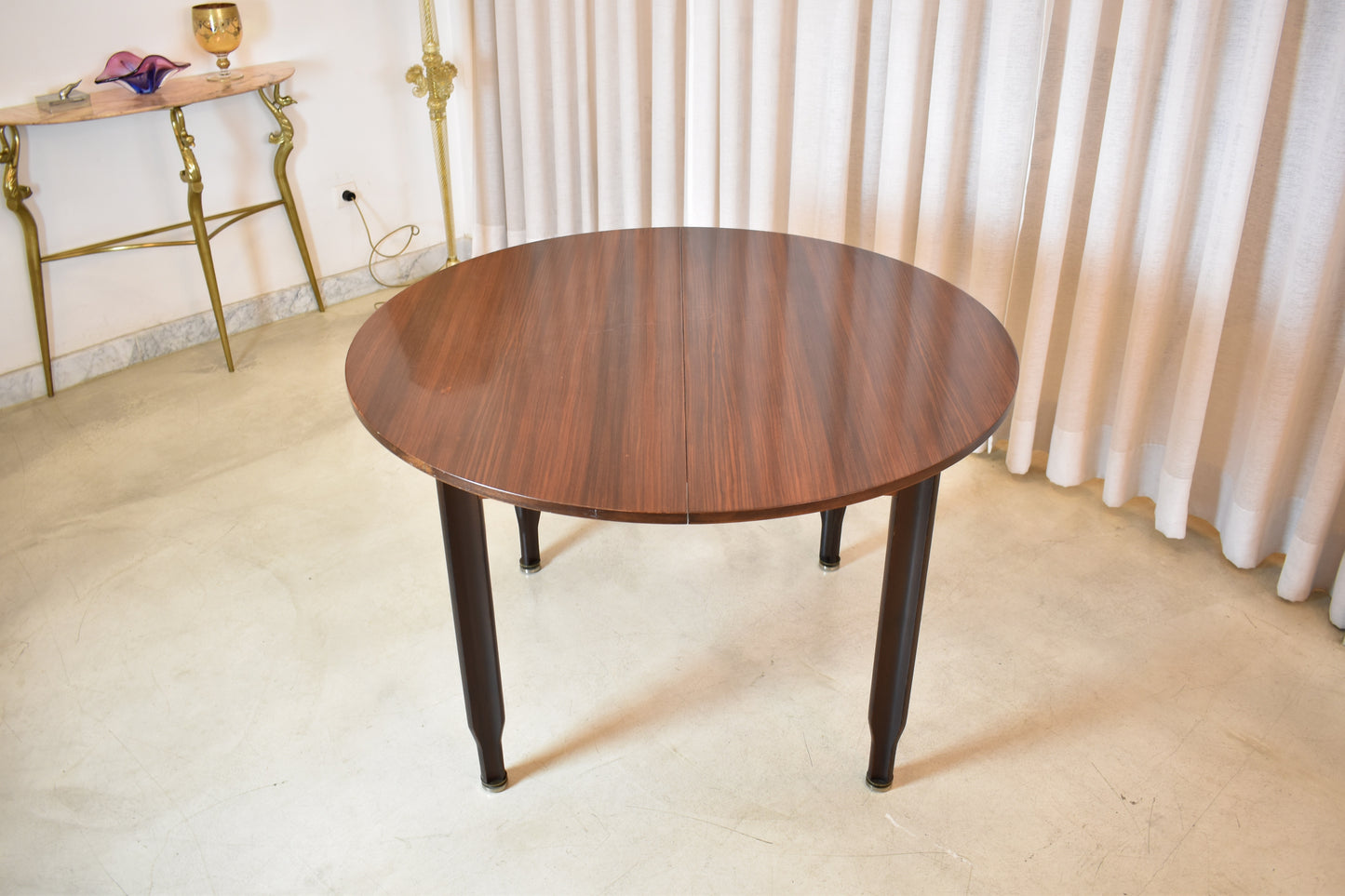 Table à manger extensible italienne des années 1960 par Gigi Radice