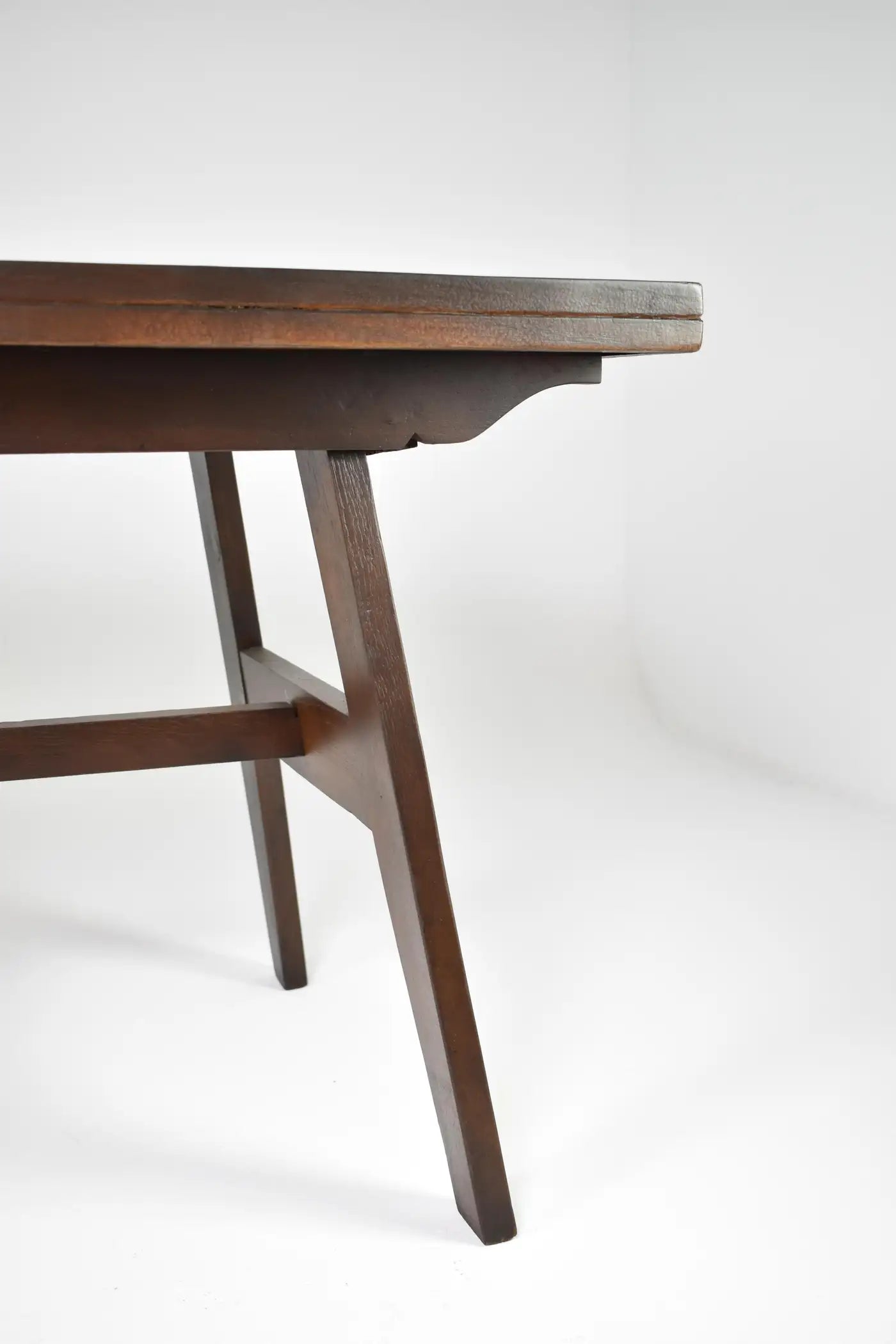 Table en bois T151 du milieu du siècle par René Gabriel, 1946