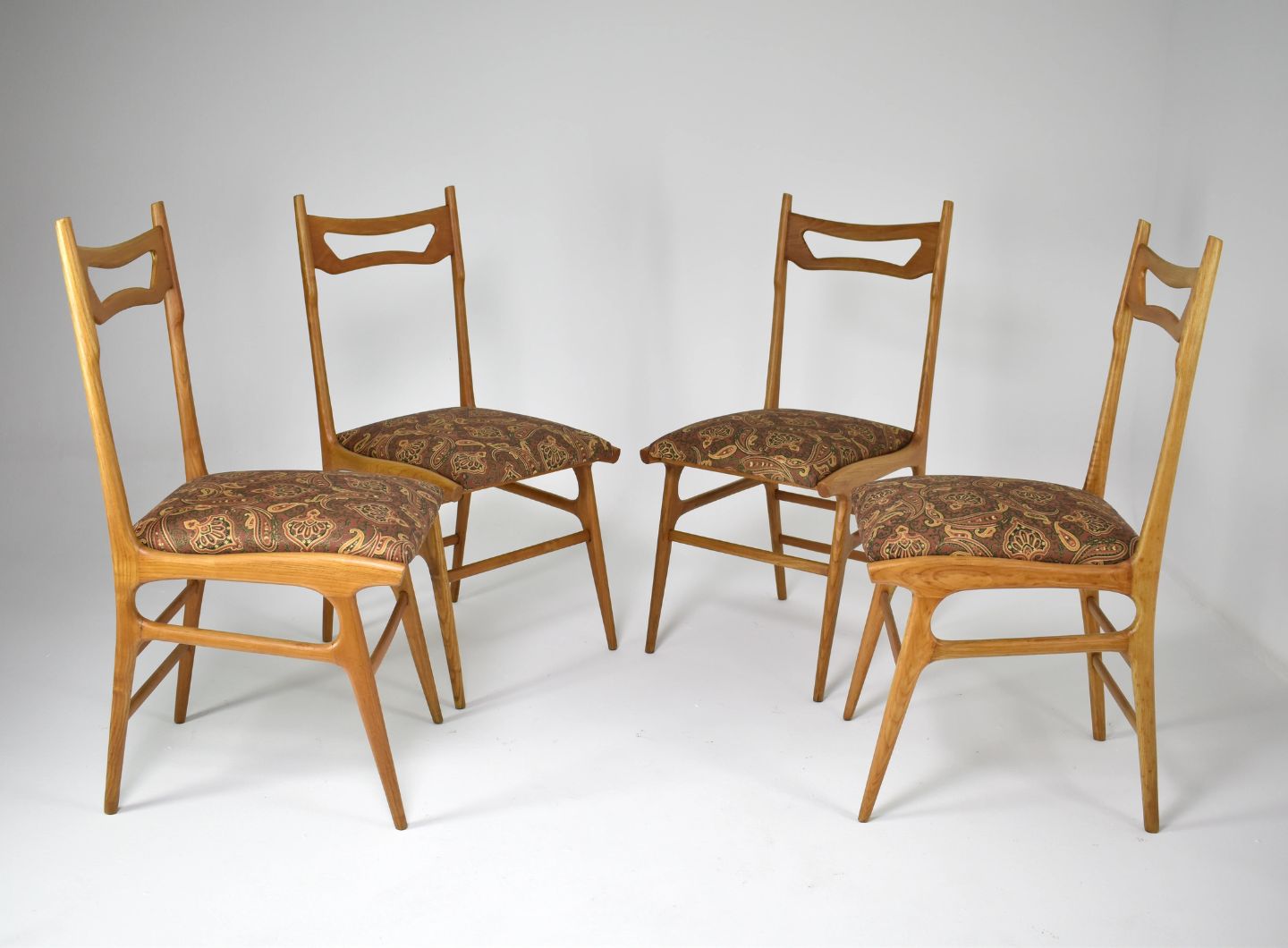 Lot de quatre chaises de salle à manger italiennes vintage en bois, années 1950